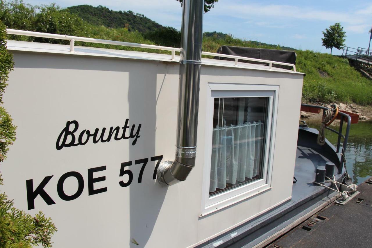 ホテル Hausboot Bounty ザンクト・ゴアー エクステリア 写真