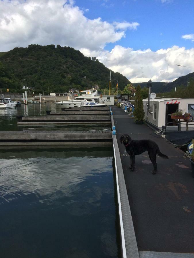 ホテル Hausboot Bounty ザンクト・ゴアー エクステリア 写真